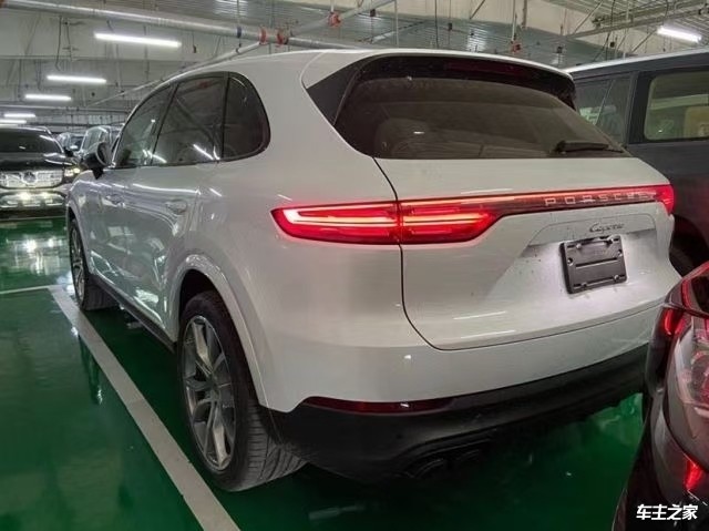 {六合彩}(卡宴2019款报价及图片经销商)
