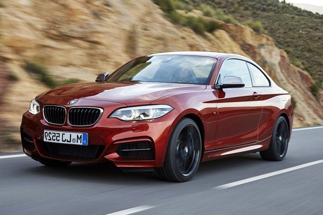 {賭波}(二十多万的豪华品牌车有哪些)